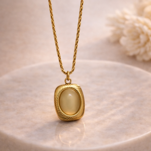 Vintage Glow Oval Pendant