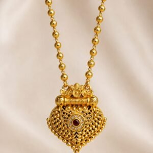 Royal Antique Gold Pendant Necklace